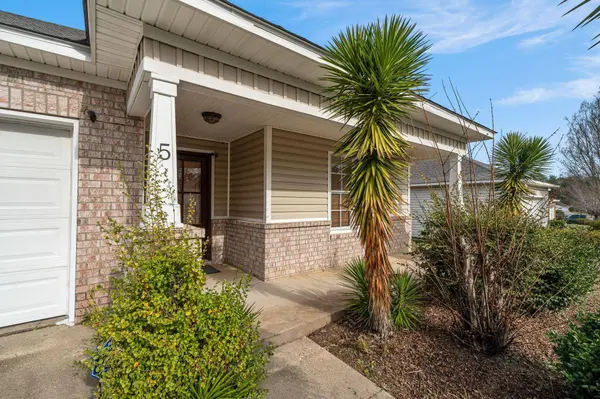 5 Clear Springs Ct., Hattiesburg, MS 39402