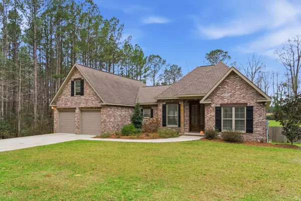 26 Magnolia Crossing Rd., Sumrall, MS 39482