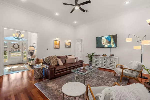 26 Pinnacle PT, Petal, MS 39465