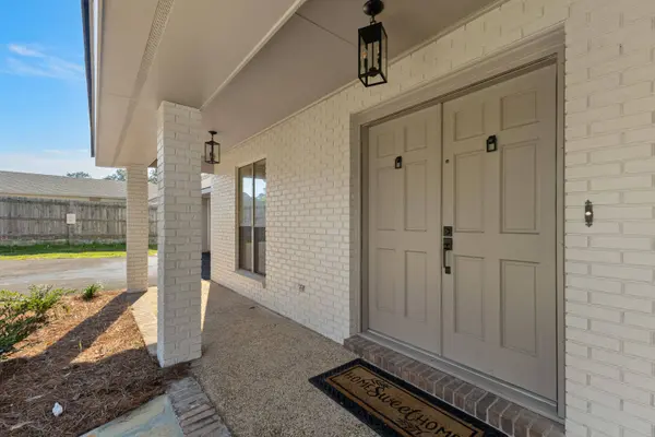 87 Baracuda Dr., Hattiesburg, MS 39402