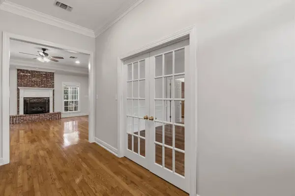 8 Auburn Ln., Hattiesburg, MS 39401