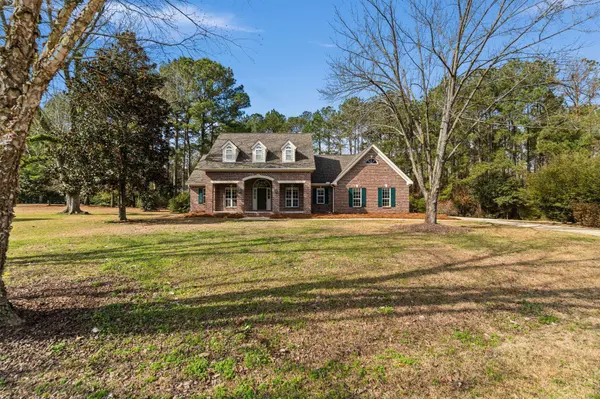 8 Auburn Ln., Hattiesburg, MS 39401