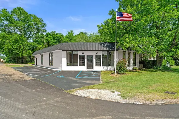 106 Stevens St., Petal, MS 39465