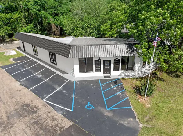 106 Stevens St., Petal, MS 39465