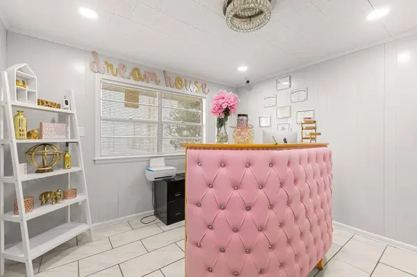120 S 10th Ave., Hattiesburg, MS 39401