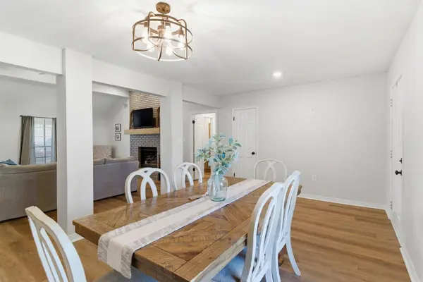 403 Kensington Dr., Hattiesburg, MS 39402