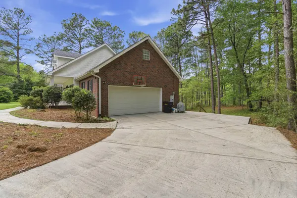 108 Hickory Cir., Petal, MS 39465