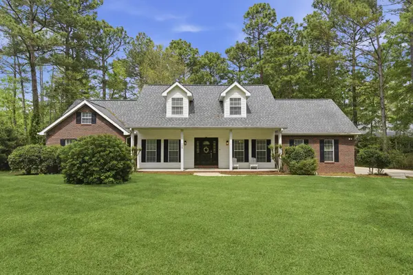 108 Hickory Cir., Petal, MS 39465