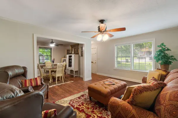 1815 2nd TER, Hattiesburg, MS 39401