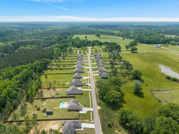 35 Sapphire Dr., Purvis, MS 39475