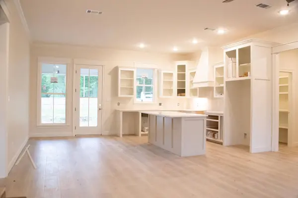 32 Redmont Dr., Sumrall, MS 39492
