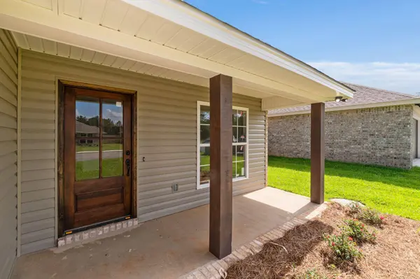 12 Jackson Square Dr., Hattiesburg, MS 39402