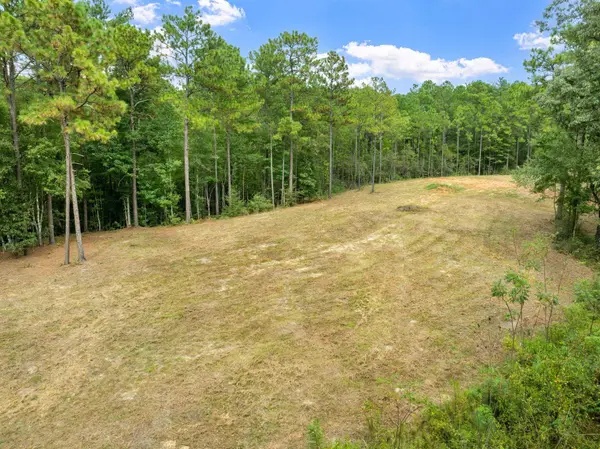 9 N Fork Dr., Petal, MS 39465