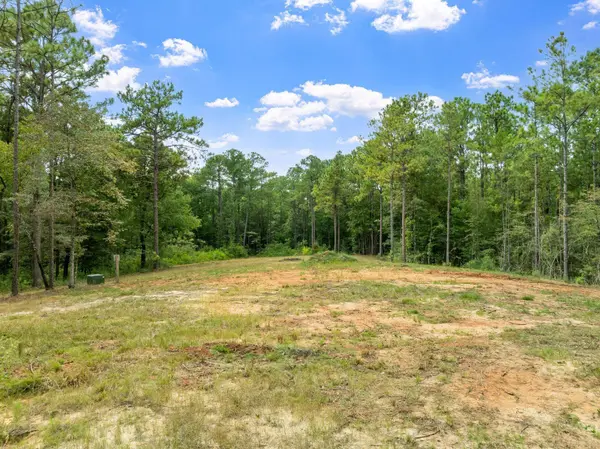 9 N Fork Dr., Petal, MS 39465
