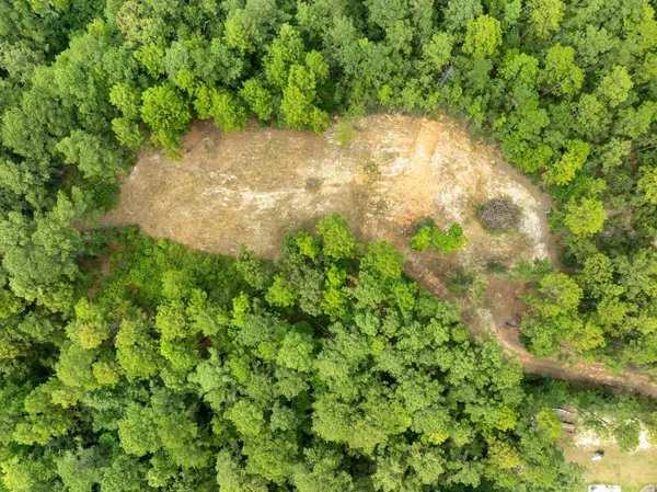9 N Fork Dr., Petal, MS 39465