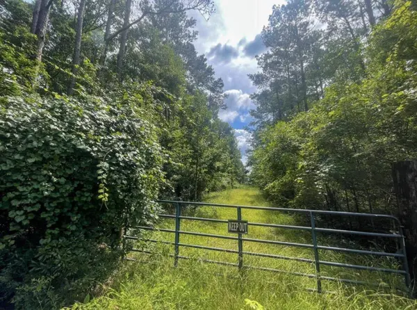 40 Deer Meadow, Sumrall, MS 39482
