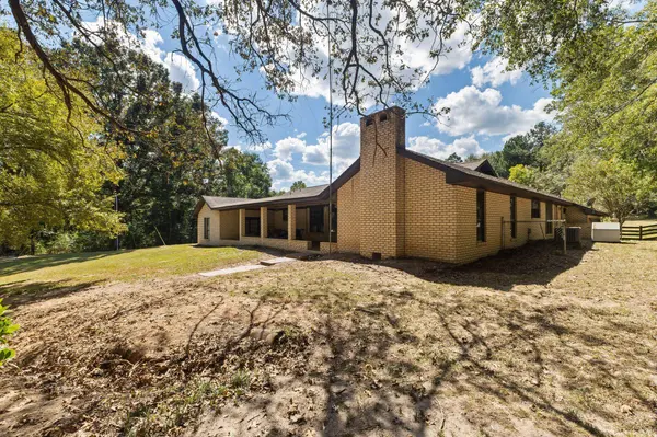 4816 Hwy 589, Sumrall, MS 39482
