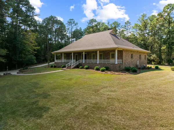 1615 S 40th Ave., Hattiesburg, MS 39402