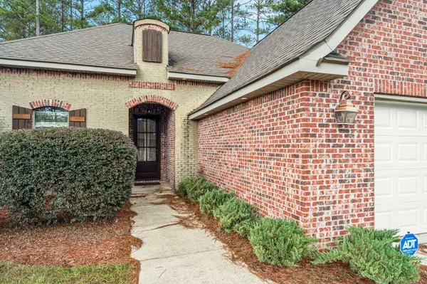 75 Creedmoor, Hattiesburg, MS 39402