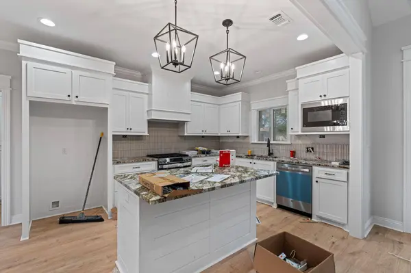 136 Micawber LOOP, Hattiesburg, MS 39402
