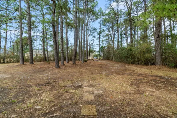 159 Rogers Rd., Hattiesburg, MS 39401