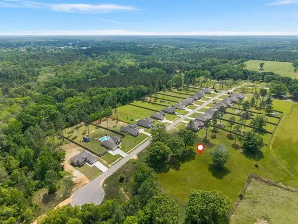 35 Sapphire Dr., Purvis, MS 39475