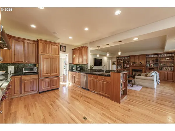19121 NW 61ST AVE, Ridgefield, WA 98642