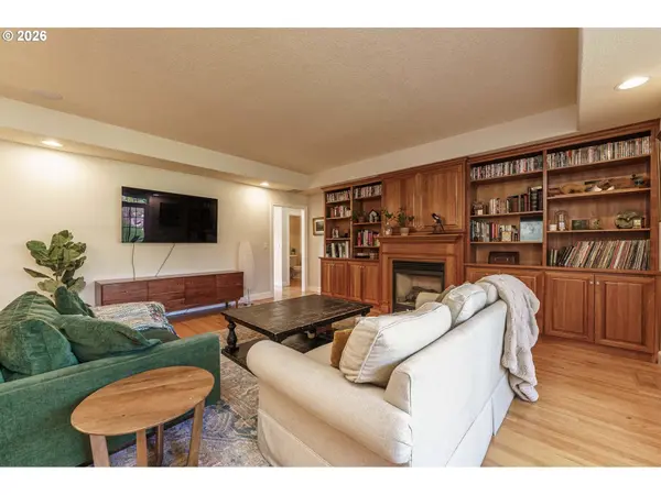 19121 NW 61ST AVE, Ridgefield, WA 98642