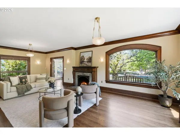 1133 NE 37TH AVE, Portland, OR 97232