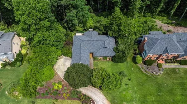 11785 Mountain Laurel DR, Roswell, GA 30075