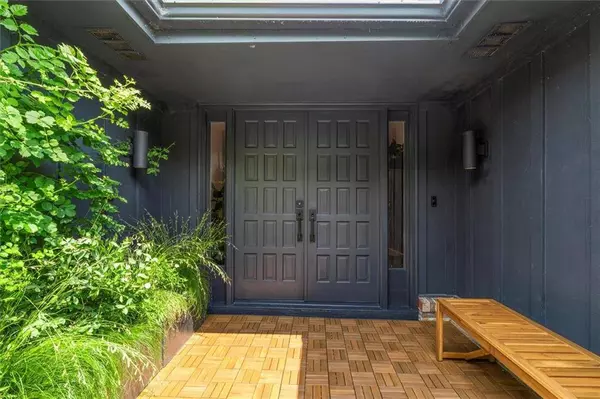 11785 Mountain Laurel DR, Roswell, GA 30075