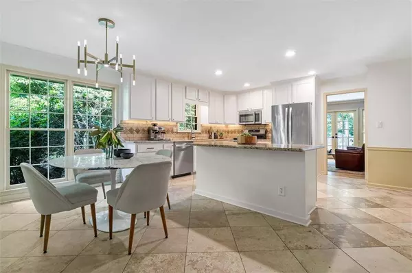 11785 Mountain Laurel DR, Roswell, GA 30075