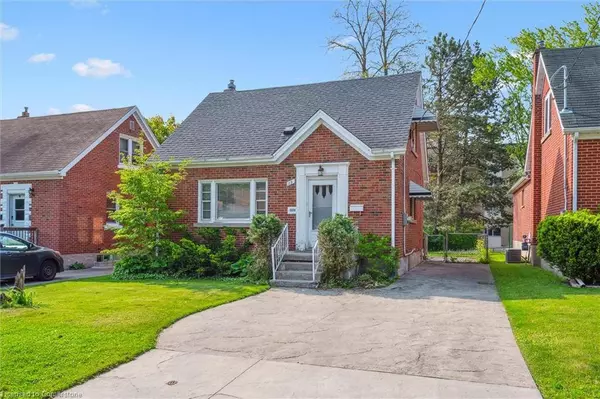 29 Adelaide Street, Kitchener, ON N2M 2B3