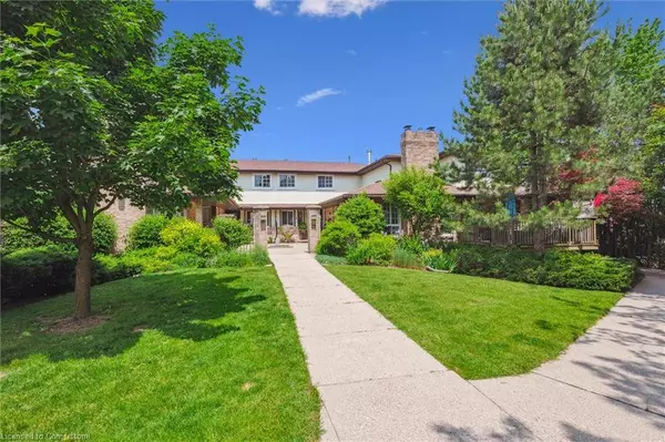 454 Beechwood Place #4, Waterloo, ON N2T 1Y8