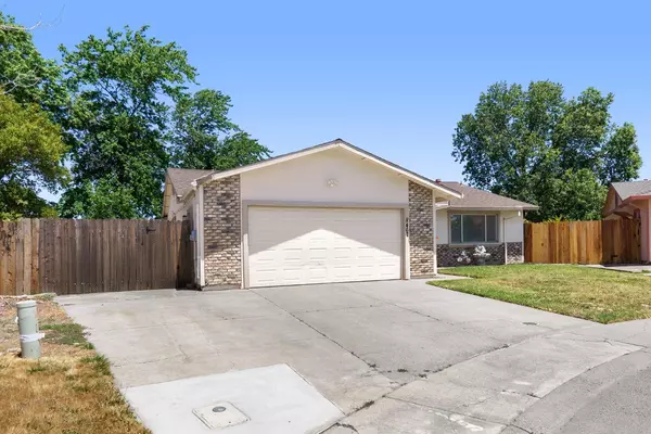 8467 Country Greens CT, Sacramento, CA 95828