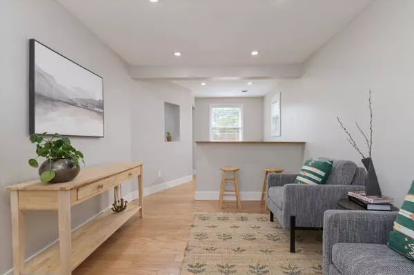 17 Coitview DR, Newport, NH 03773