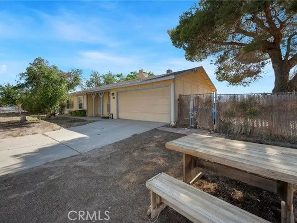 Lancaster, CA 93535-7523,41125 179th St E