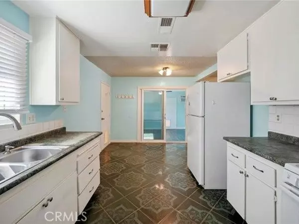 Lancaster, CA 93535-7523,41125 179th St E