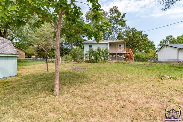 460 N Washington ST, Auburn, KS 66402