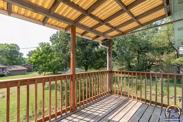 460 N Washington ST, Auburn, KS 66402