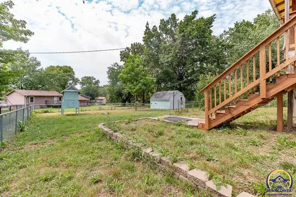 460 N Washington ST, Auburn, KS 66402