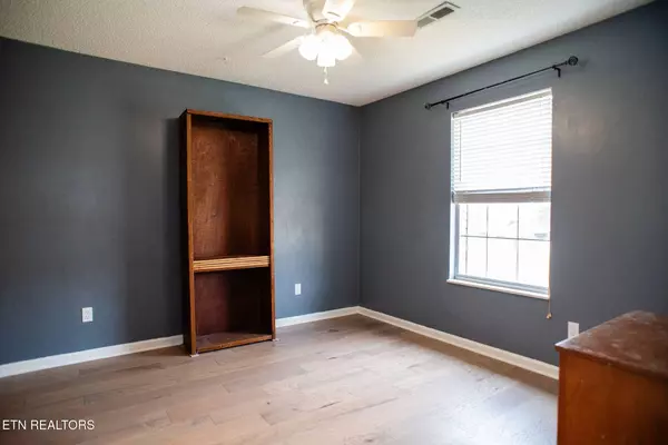 8022 Intervale WAY, Powell, TN 37849