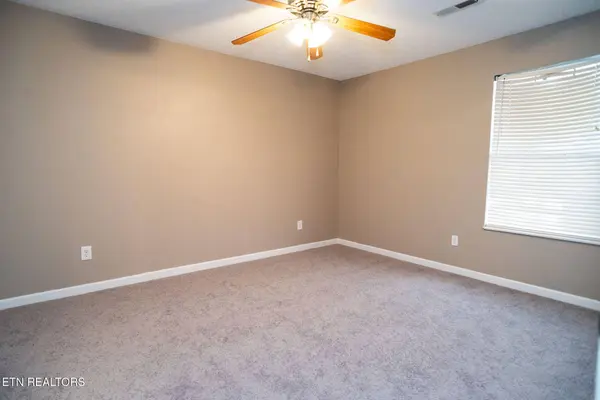 8022 Intervale WAY, Powell, TN 37849