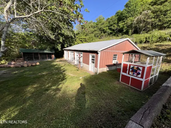 4220 Spar DR, Knoxville, TN 37918