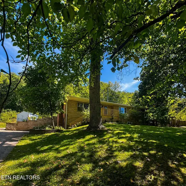 4220 Spar DR, Knoxville, TN 37918