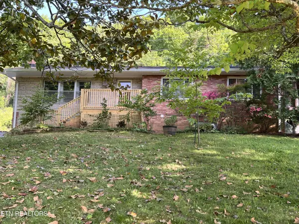4220 Spar DR, Knoxville, TN 37918