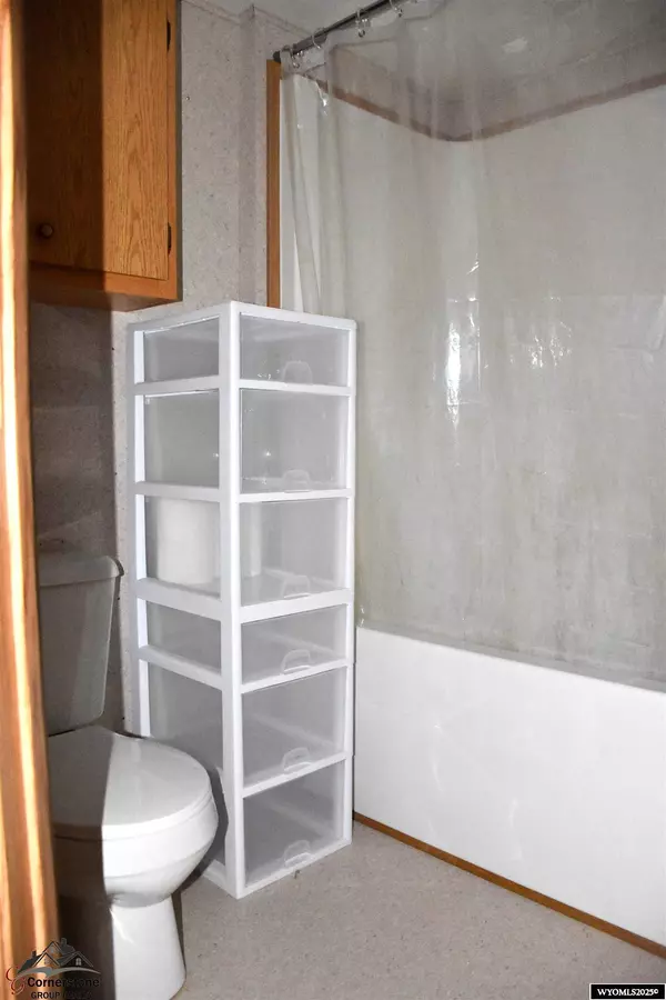 221 Lost Wells Cir, Riverton, WY 82501