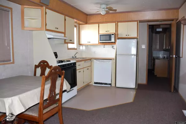 221 Lost Wells Cir, Riverton, WY 82501