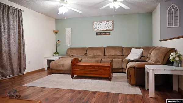 216 Valley Circle #W. Sunset, Riverton, WY 82501