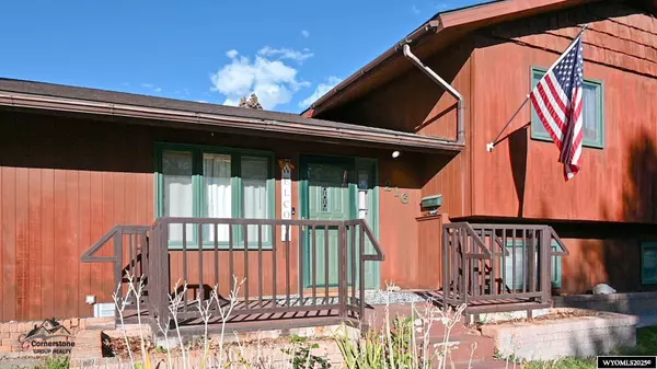 216 Valley Circle #W. Sunset, Riverton, WY 82501